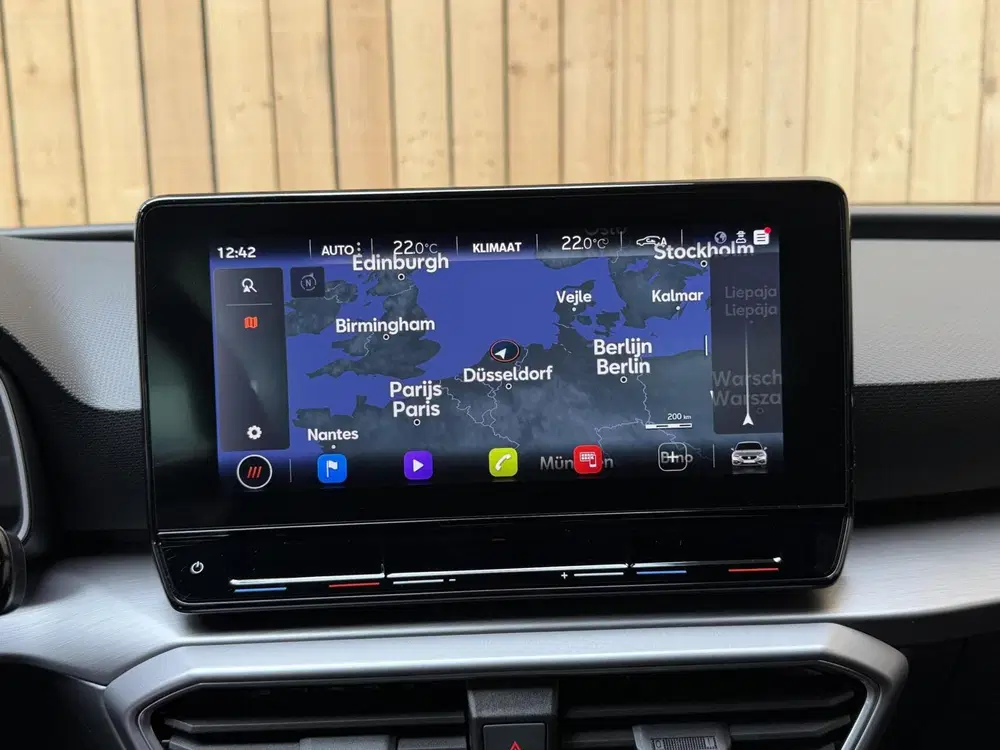 SEAT Leon 1.0 TSI FR Business Apple CarPlay uit 2022, foto 11