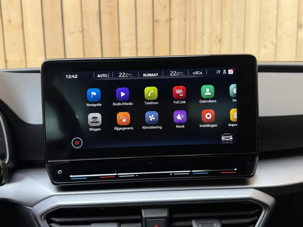 SEAT Leon 1.0 TSI FR Business Apple CarPlay uit 2022, foto 14