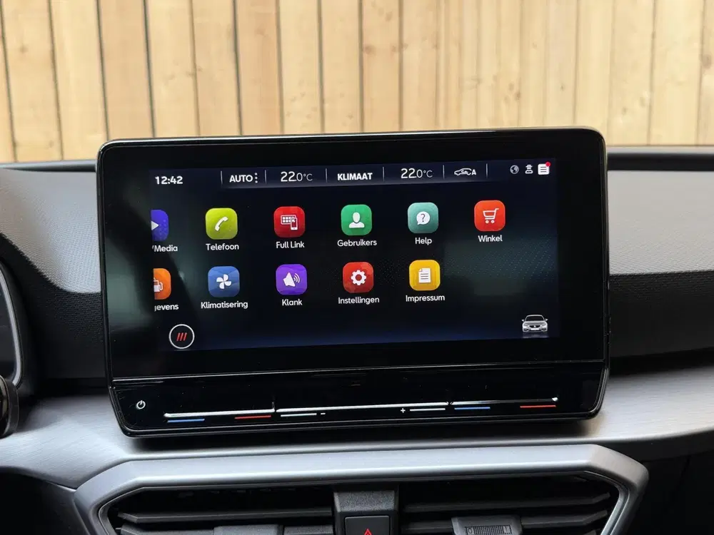 SEAT Leon 1.0 TSI FR Business Apple CarPlay uit 2022, foto 15
