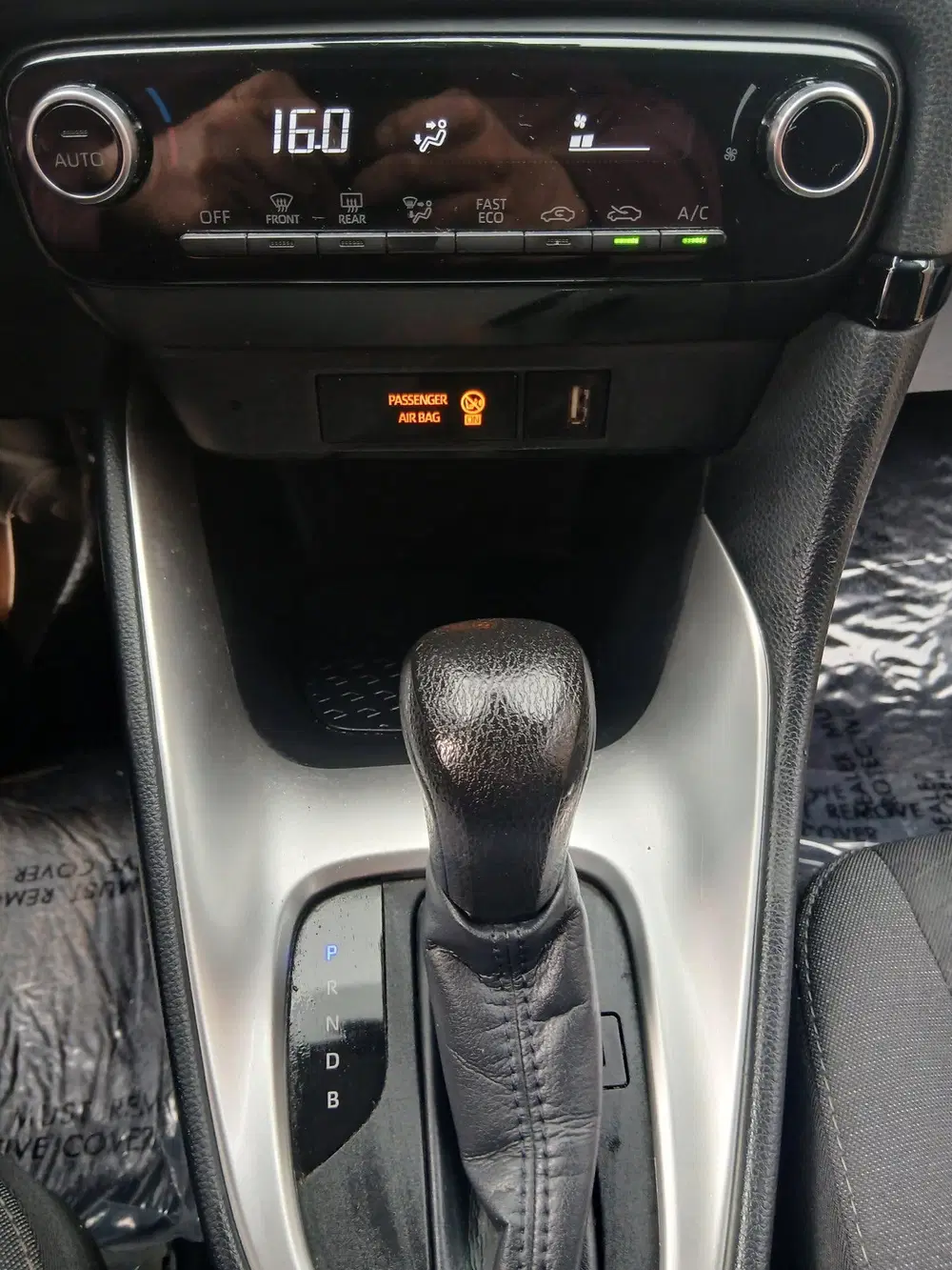 Toyota Yaris 1.5 Hybrid 115 Comfort uit 2021, foto 11