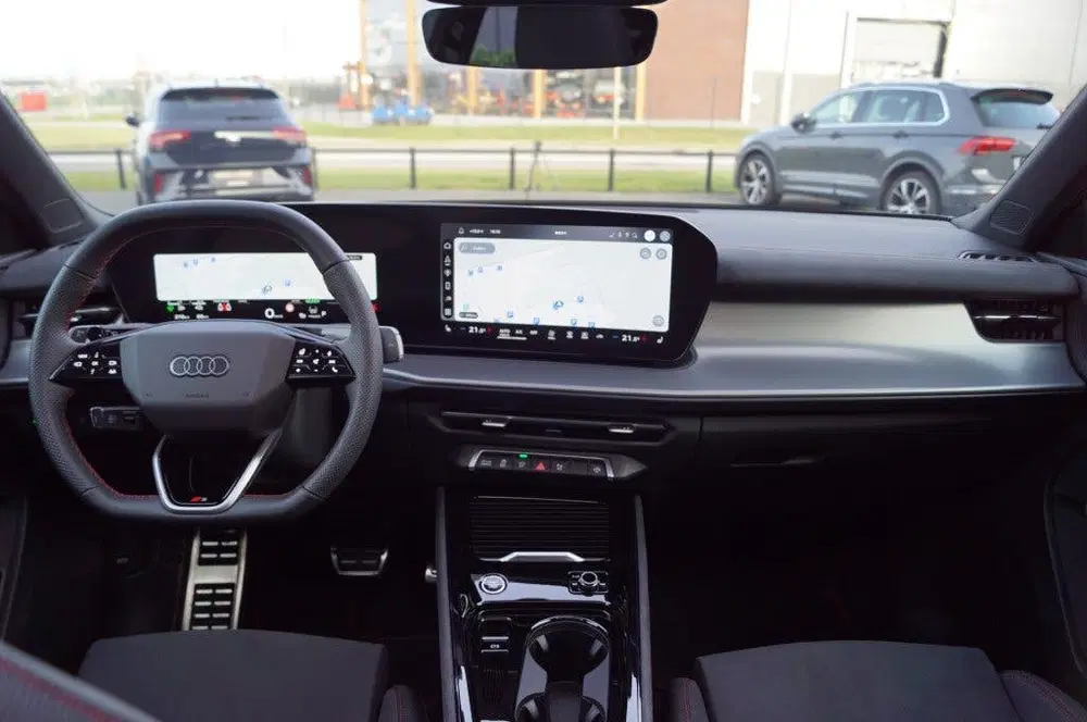 Audi Q3 e-Hybrid S-Line 272pk uit 2026, foto 4