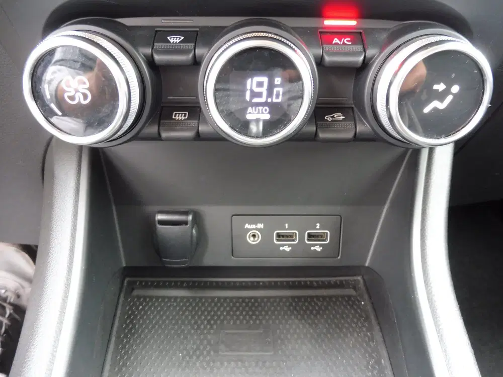 Renault Captur 1.6 E-Tech Plug-in Hybrid 160 Business LED uit 2021, foto 13