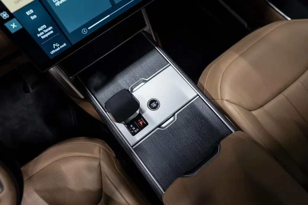 Land Rover Range Rover P460e HSE uit 2024, foto 8