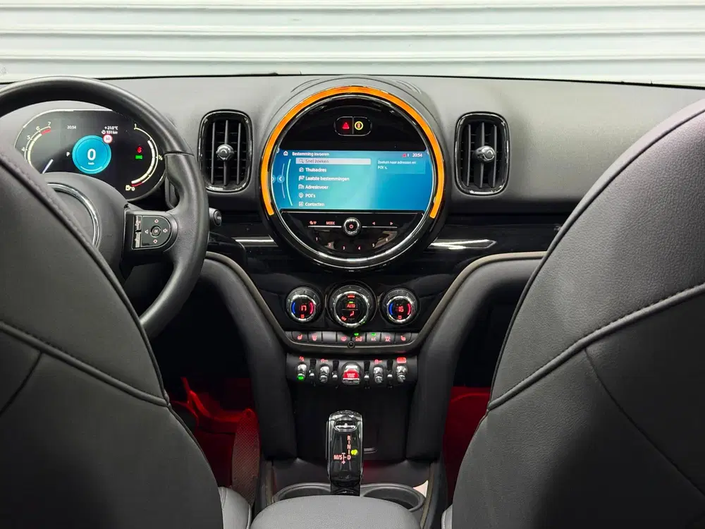Mini Countryman 1.5 Cooper Premium Plus uit 2023, foto 15