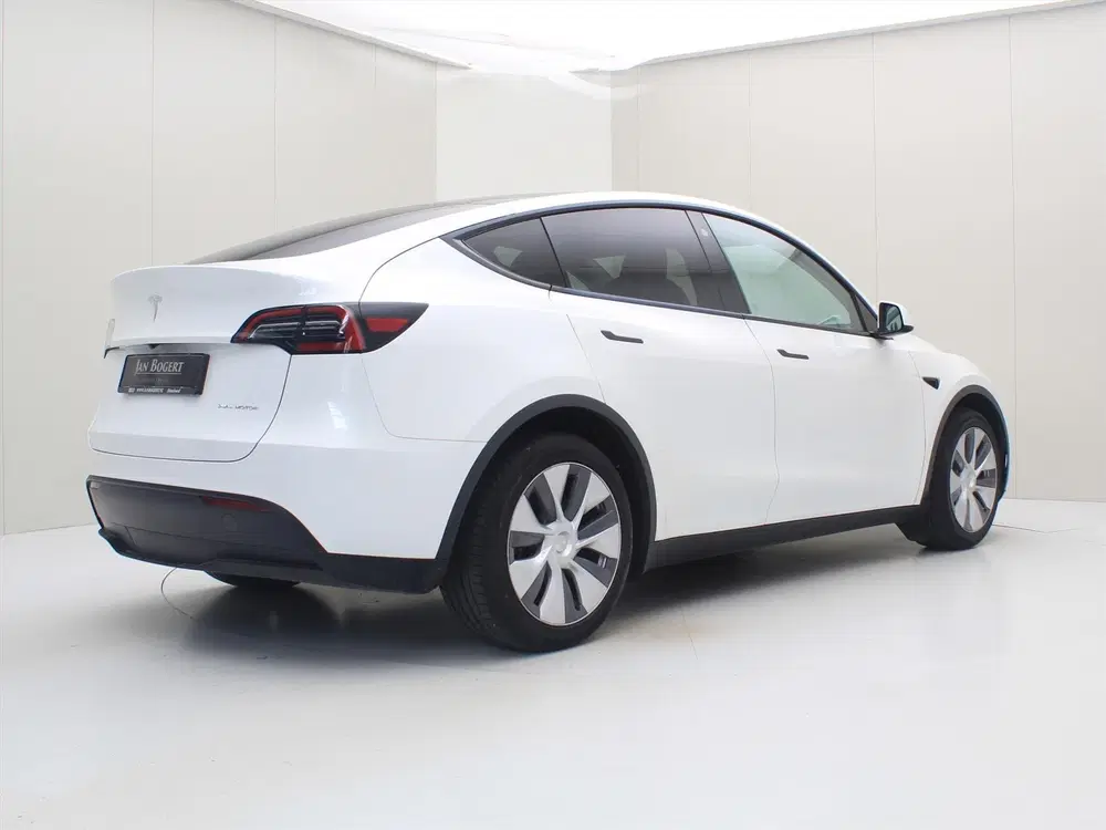 Tesla Model Y Long Range RWD 75kWh 299pk 94.5% SoH [ AMD uit 2023, foto 2