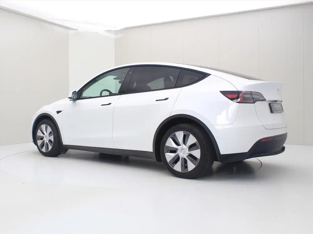 Tesla Model Y Long Range RWD 75kWh 299pk 94.5% SoH [ AMD uit 2023, foto 3