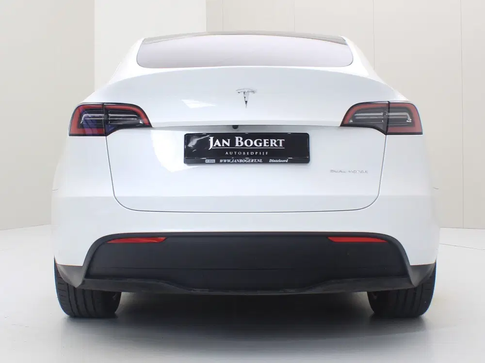 Tesla Model Y Long Range RWD 75kWh 299pk 94.5% SoH [ AMD uit 2023, foto 6