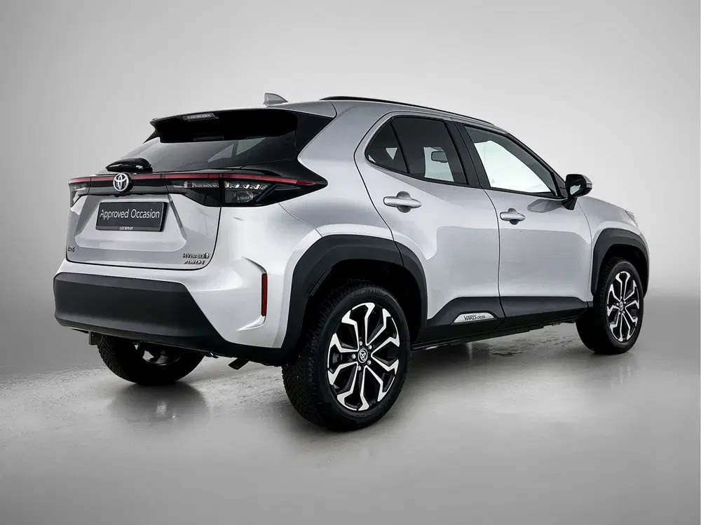 Toyota Yaris Cross 1.5 Hybrid 115 Dynamic AWD uit 2024, foto 2