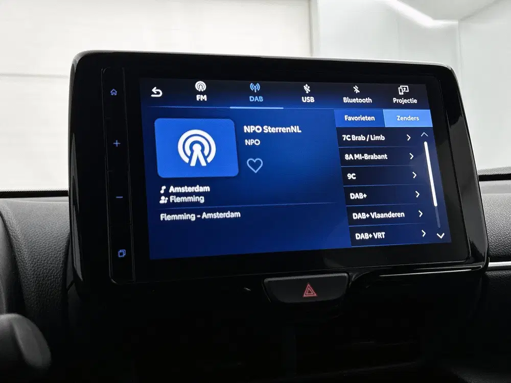 Toyota Yaris Cross 1.5 Hybrid 115 Dynamic AWD uit 2024, foto 7