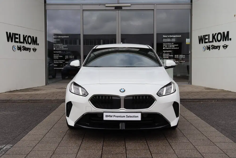BMW 1-serie 120 M Sport Automaat uit 2026, foto 3