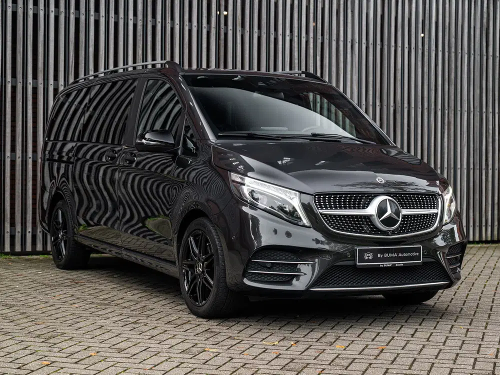 Mercedes-Benz V-Klasse V300d LANG 7-Pers. AMG uit 2019, foto 15