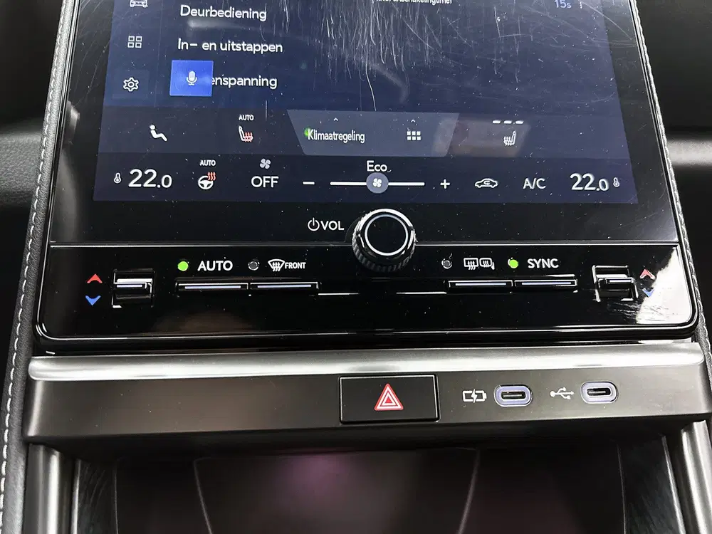 Lexus LBX Relax uit 2024, foto 12