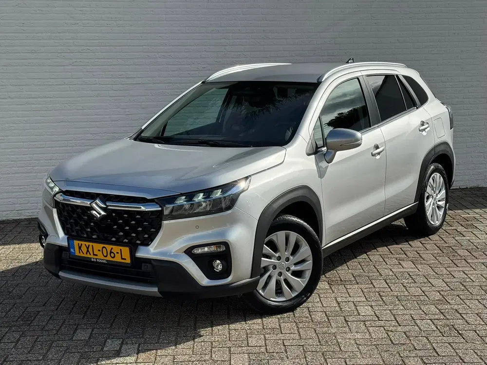 Suzuki S-Cross 1.5 Hybrid Select Camera Led verlichting A uit 2025, foto 11