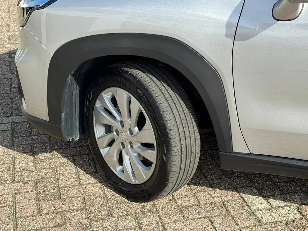 Suzuki S-Cross 1.5 Hybrid Select Camera Led verlichting A uit 2025, foto 15