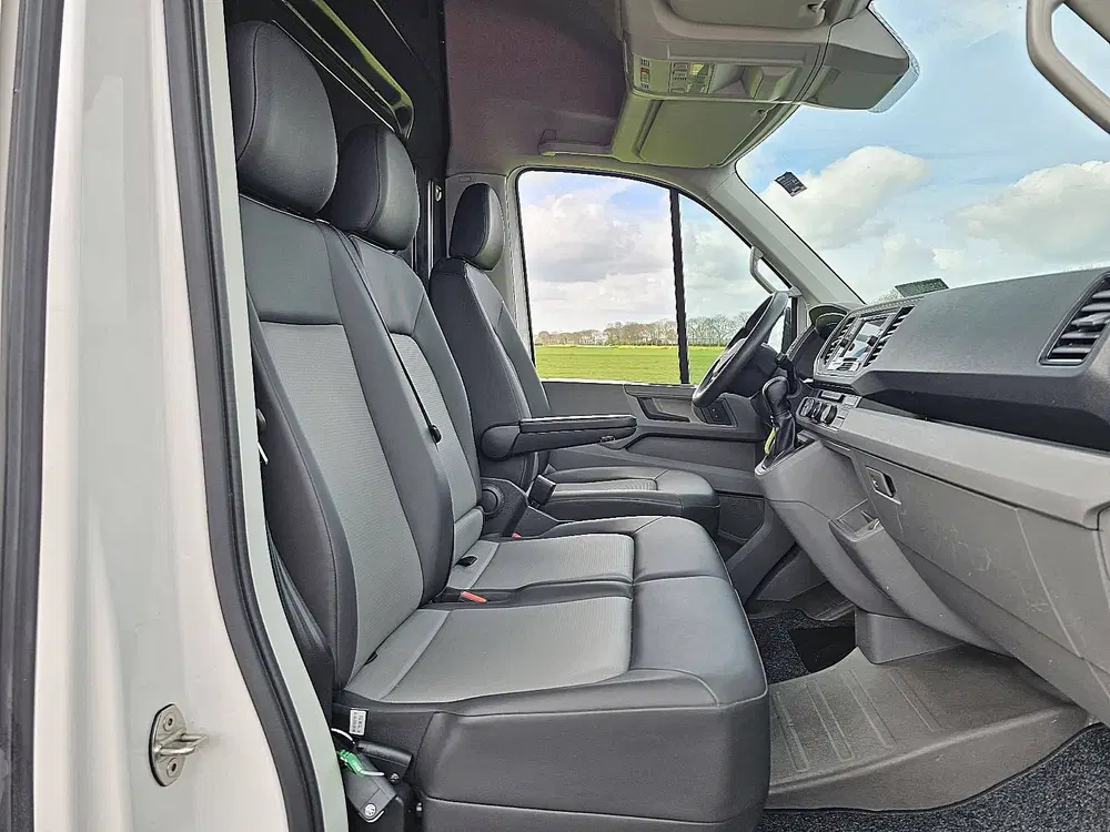 Volkswagen Crafter 35 L3H3 140Pk Automaat Trekhaak Camera Ca uit 2023, foto 9