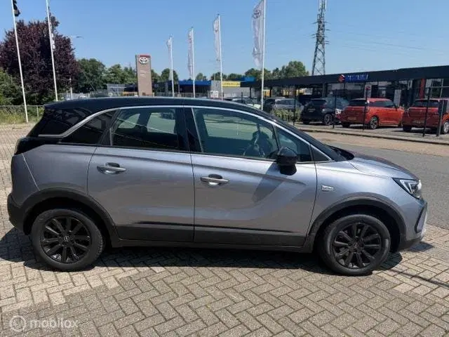 Opel Crossland 1.2 Turbo Elegance uit 2022, foto 4