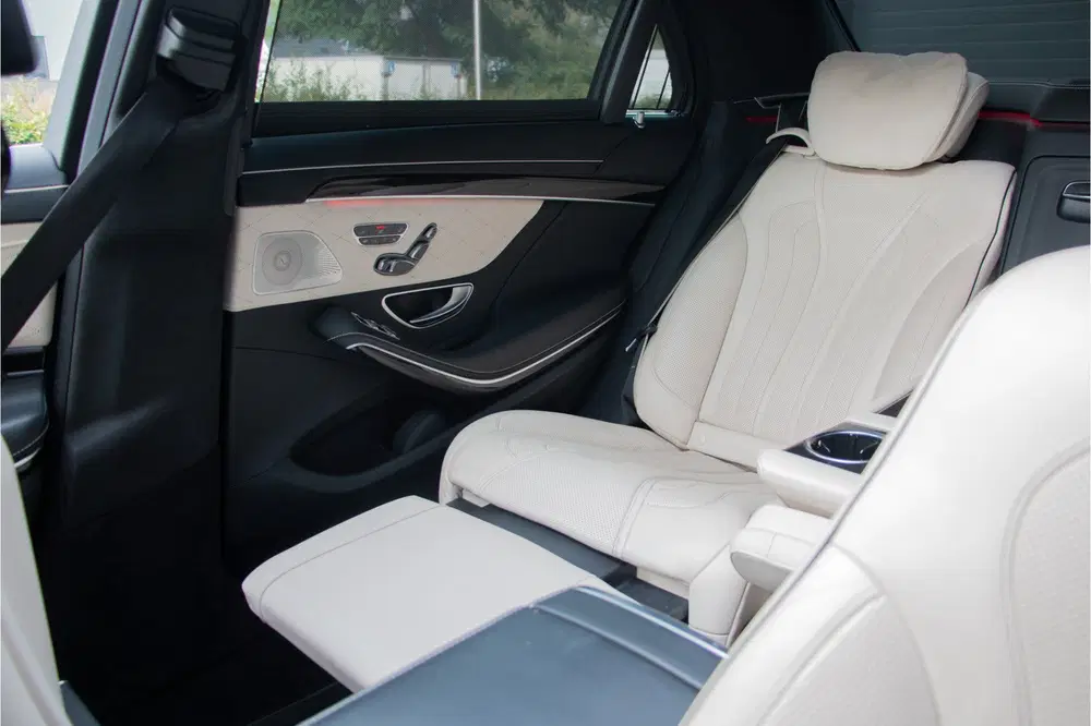 Mercedes-Benz S-Klasse 560 4Matic Lang V8 uit 2019, foto 7