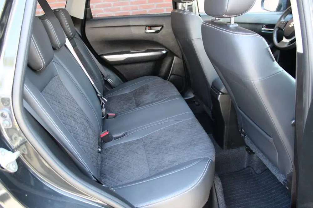 Suzuki Vitara 1.4 Boosterjet Style SmartHybrid uit 2025, foto 12
