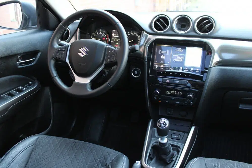 Suzuki Vitara 1.4 Boosterjet Style SmartHybrid uit 2025, foto 6