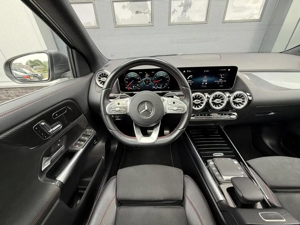Mercedes-Benz GLA Mercedes GLA 200 Business Solution AMG uit 2020, foto 4