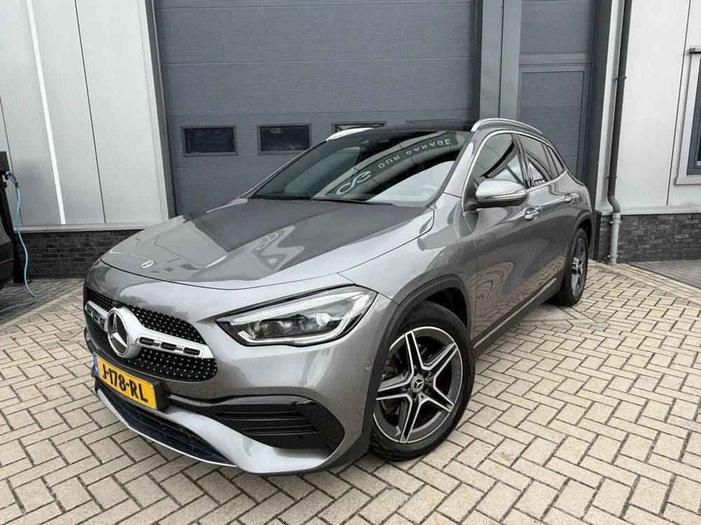 Mercedes-Benz GLA Mercedes GLA 200 Business Solution AMG uit 2020, foto 7