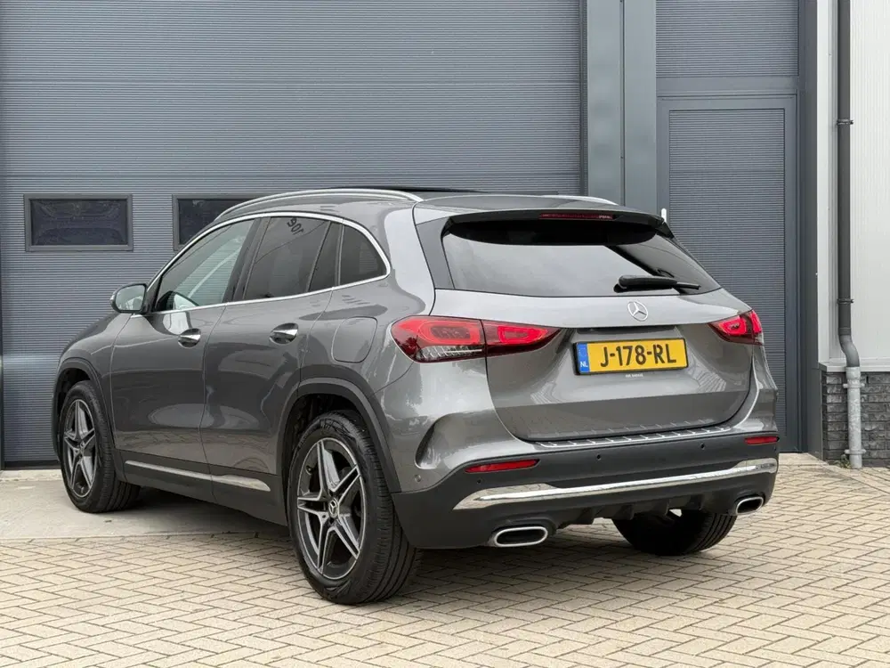Mercedes-Benz GLA Mercedes GLA 200 Business Solution AMG uit 2020, foto 8