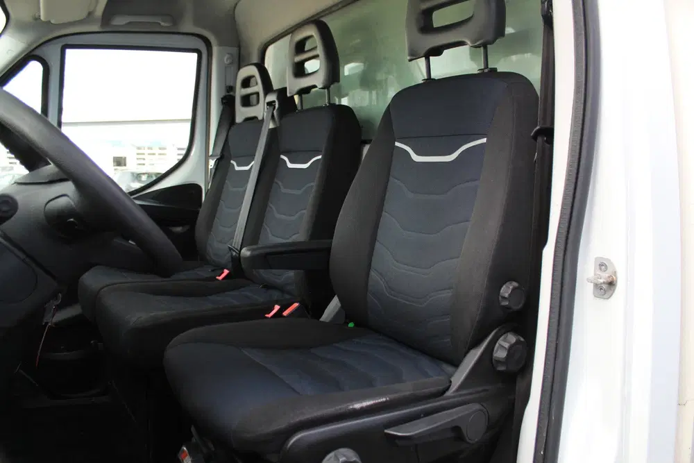 Iveco Daily 35C16H 2.3 410 Bakwagen + Laadklep uit 2020, foto 8