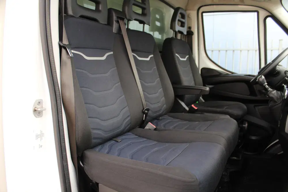 Iveco Daily 35C16H 2.3 410 Bakwagen + Laadklep uit 2020, foto 9