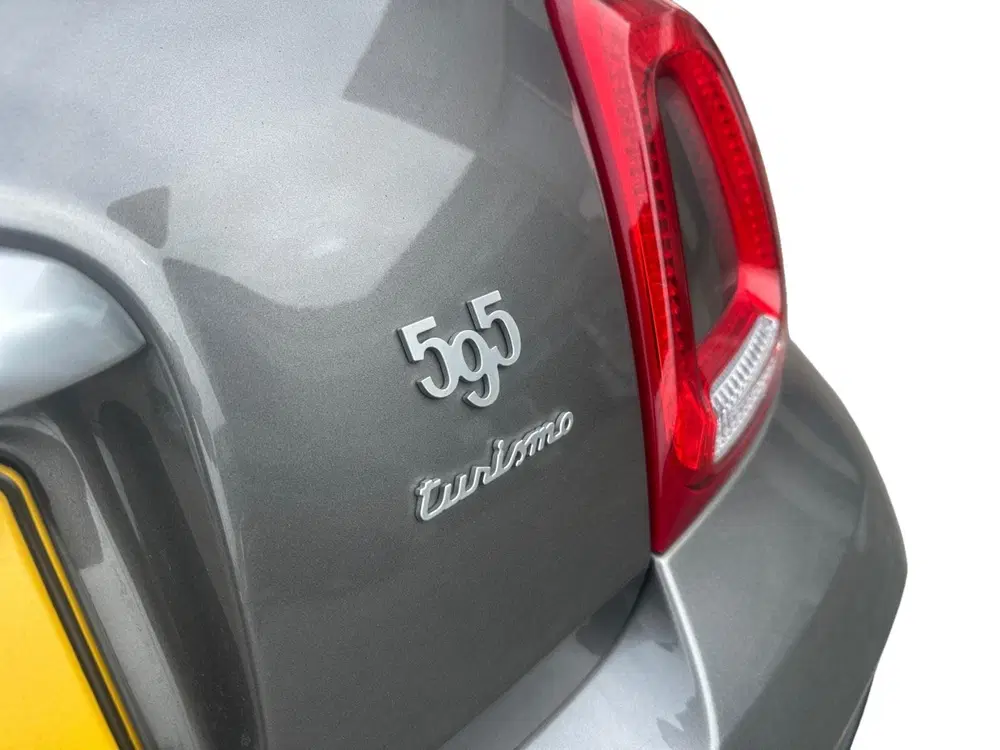 Abarth 595 1.4 T-Jet Abarth Turismo uit 2022, foto 10