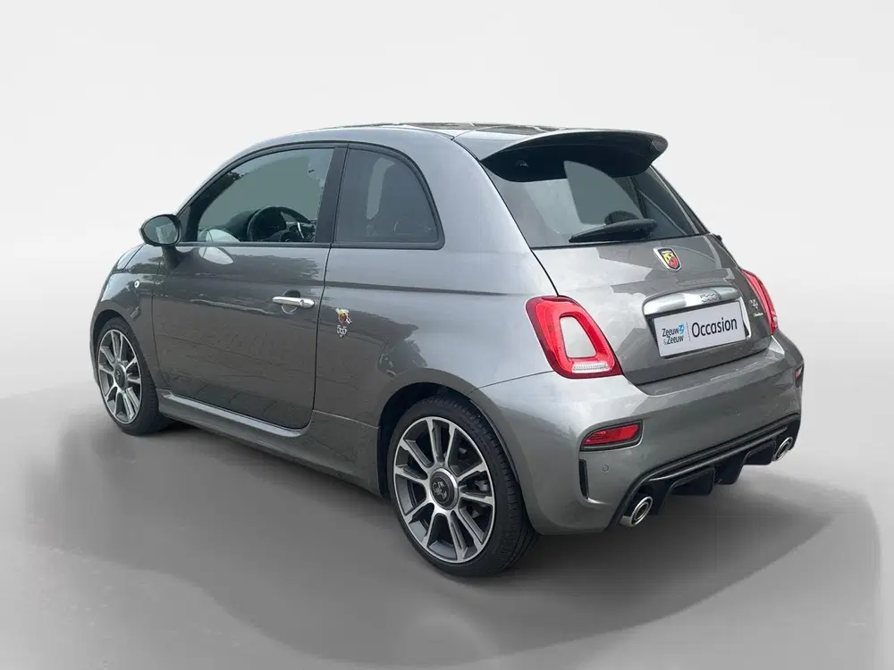 Abarth 595 1.4 T-Jet Abarth Turismo uit 2022, foto 6