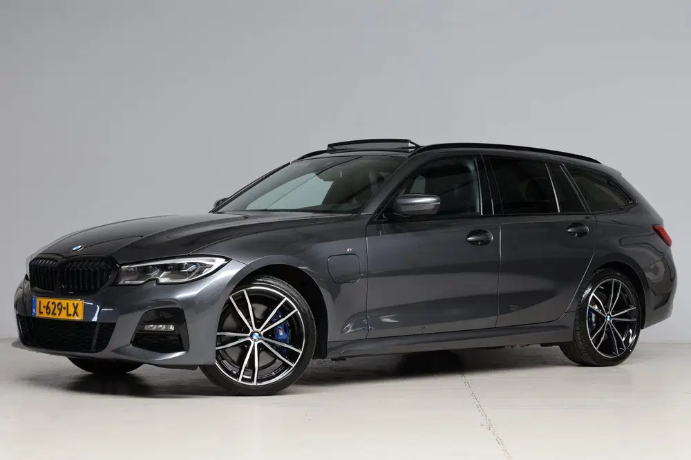 BMW 3-serie 320e M-sport ShadowLine uit 2021