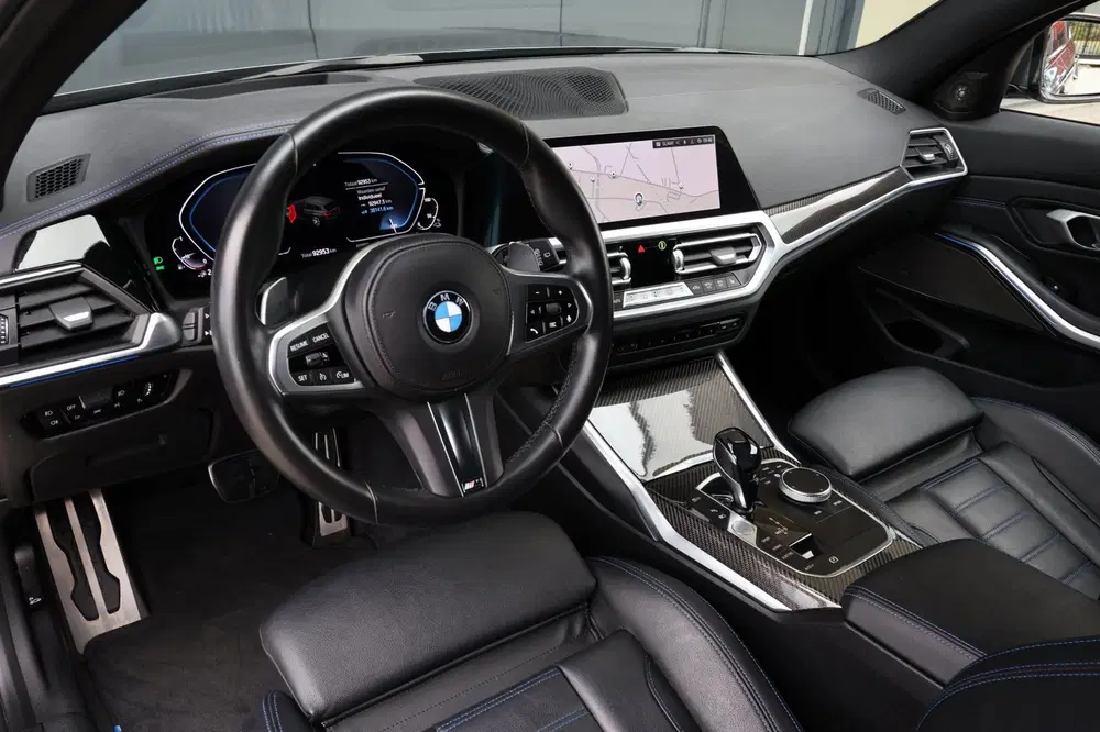 BMW 3-serie 320e M-sport ShadowLine uit 2021, foto 10