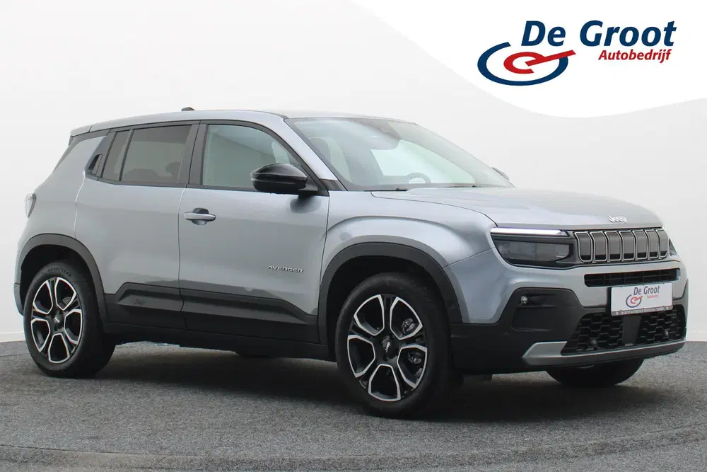 Jeep Avenger Summit 54 kWh Camera uit 2025