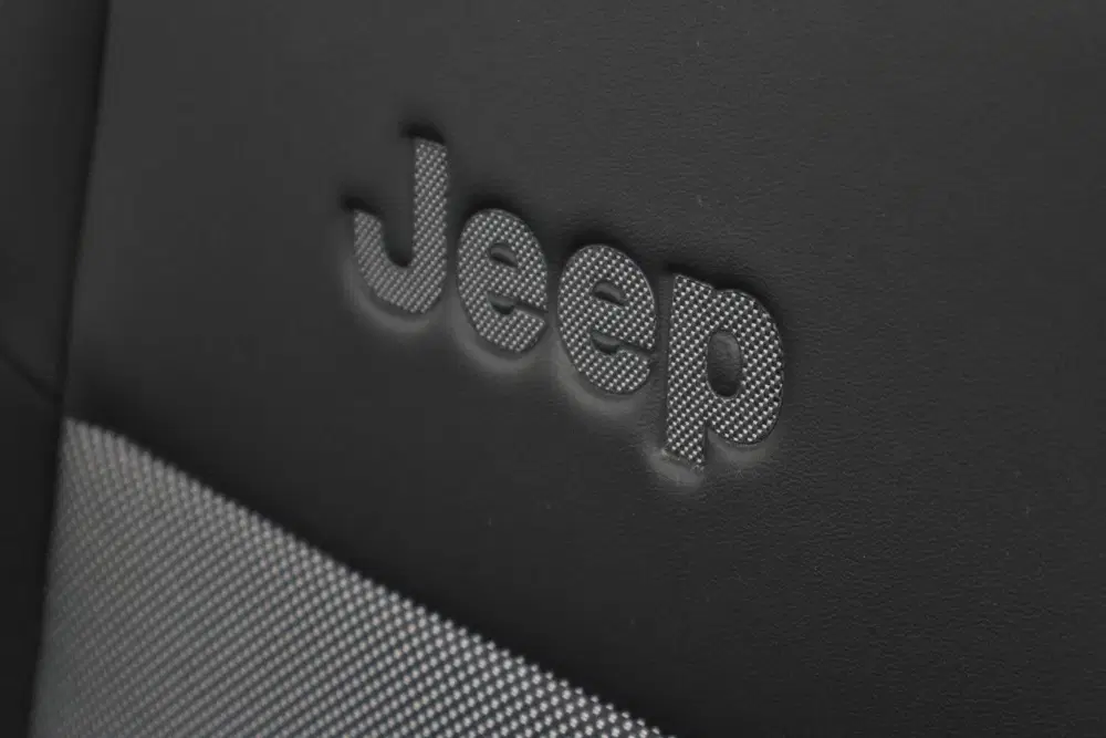 Jeep Avenger Summit 54 kWh Camera uit 2025, foto 10