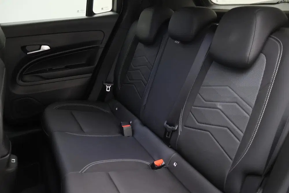 Jeep Avenger Summit 54 kWh Camera uit 2025, foto 13