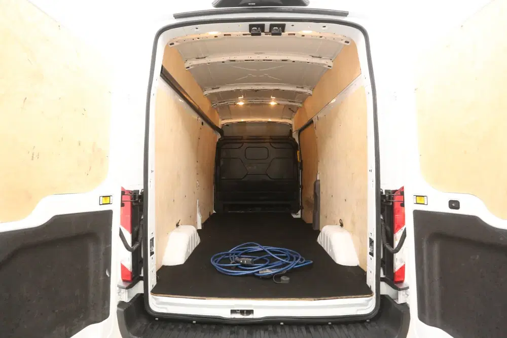 Ford Transit L3H3 68 kWh uit 2022, foto 3