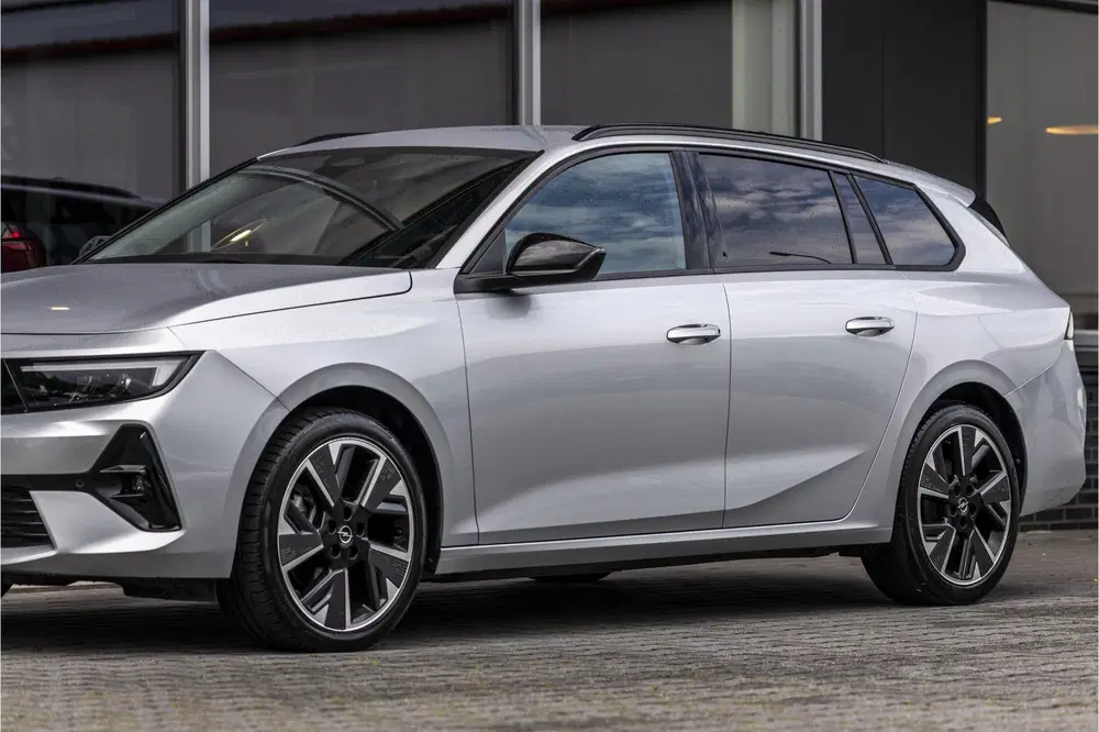 Opel Astra 54 kWh uit 2024, foto 15