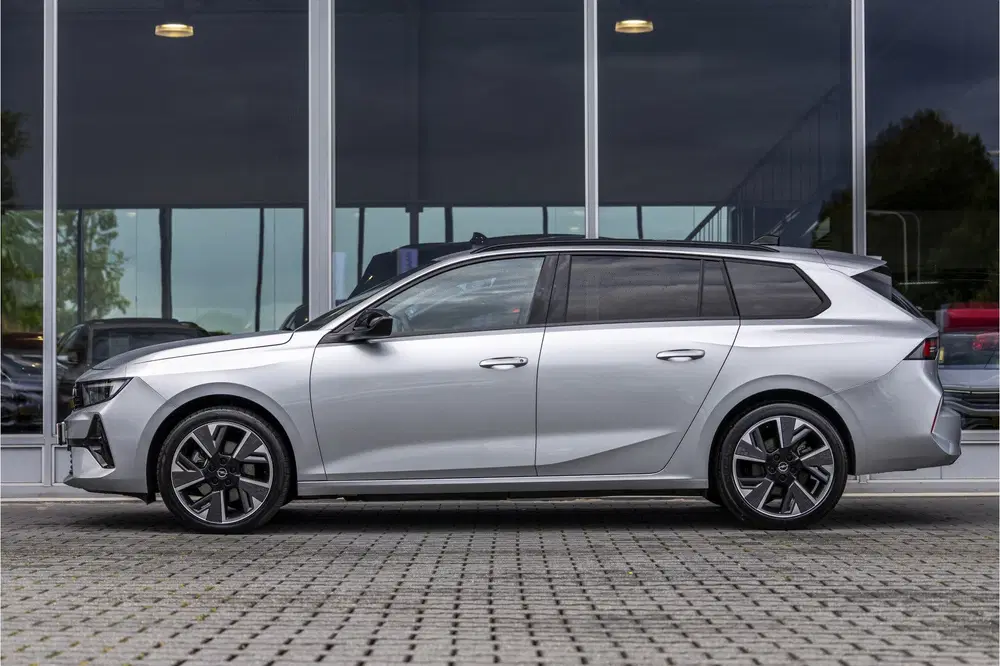 Opel Astra 54 kWh uit 2024, foto 5