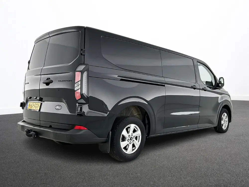 Ford Transit Custom 300 2.0 TDCI L2H1 Automaat Airco Navigat uit 2024, foto 4
