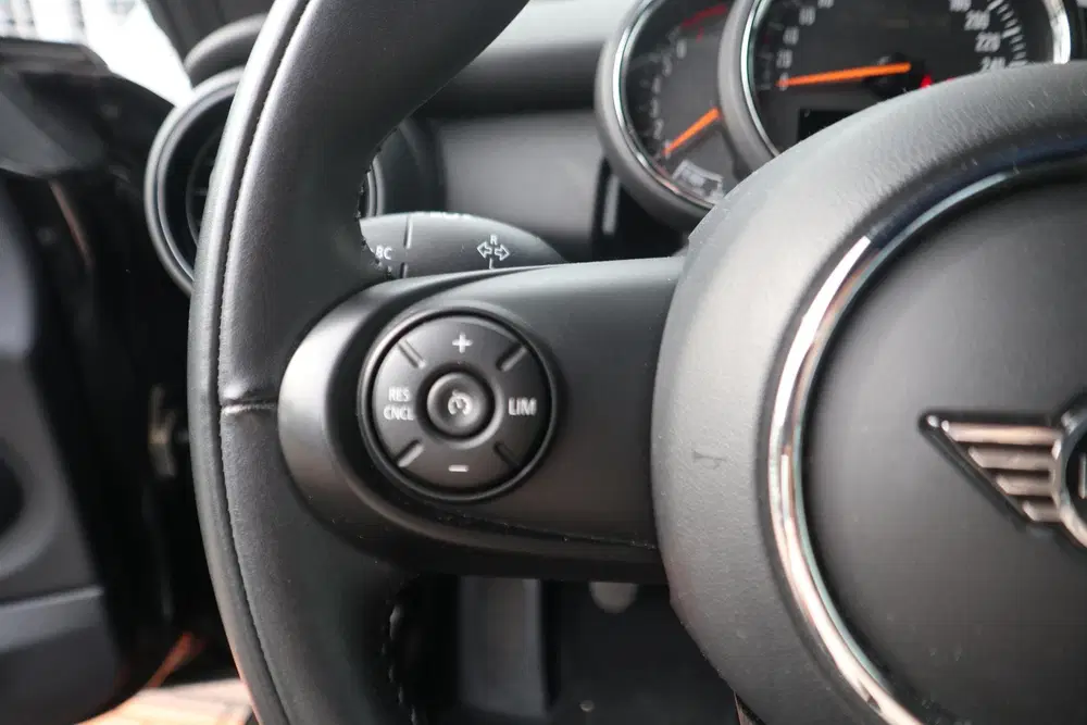 Mini One One uit 2020, foto 7