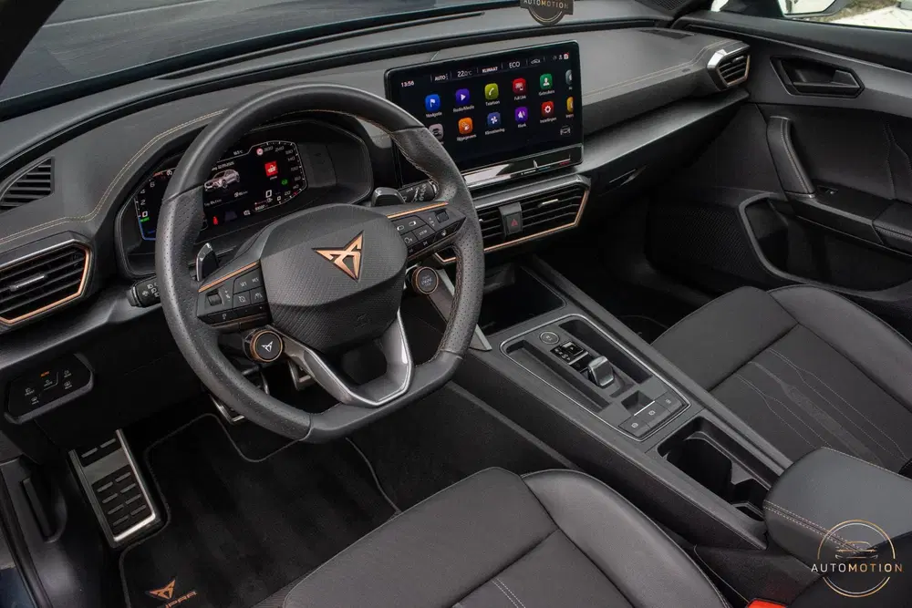 Cupra Formentor 1.4 e-Hybrid VZ Copper Edition PANO CAMERA uit 2023, foto 3