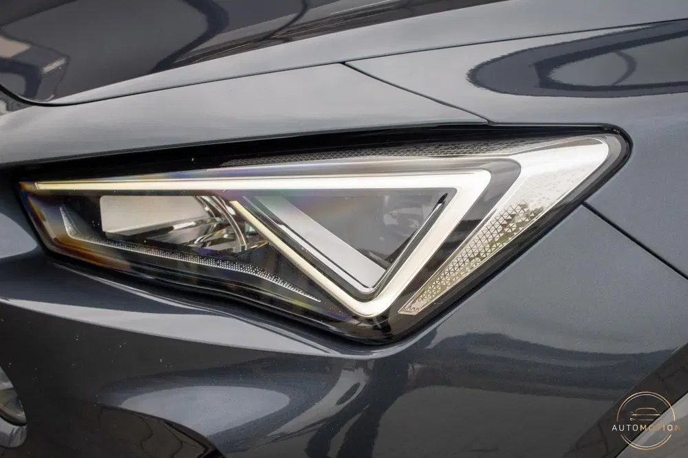 Cupra Formentor 1.4 e-Hybrid VZ Copper Edition PANO CAMERA uit 2023, foto 8