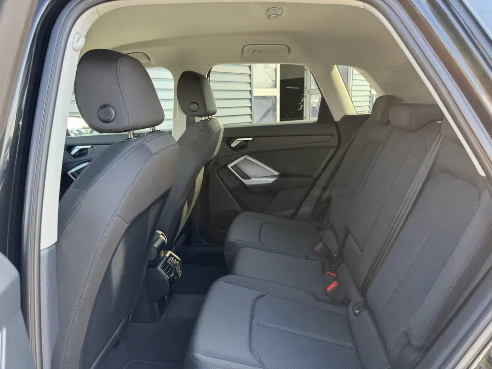 Audi Q3 45 TFSI e edition 245 PK uit 2023, foto 12