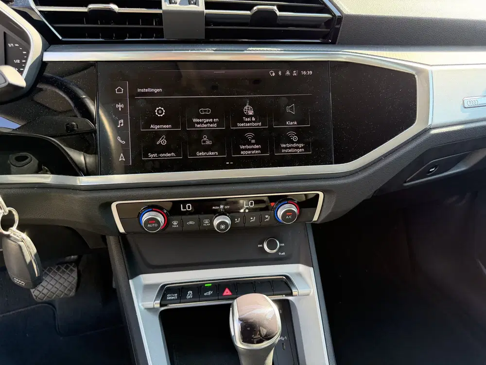 Audi Q3 45 TFSI e edition 245 PK uit 2023, foto 14