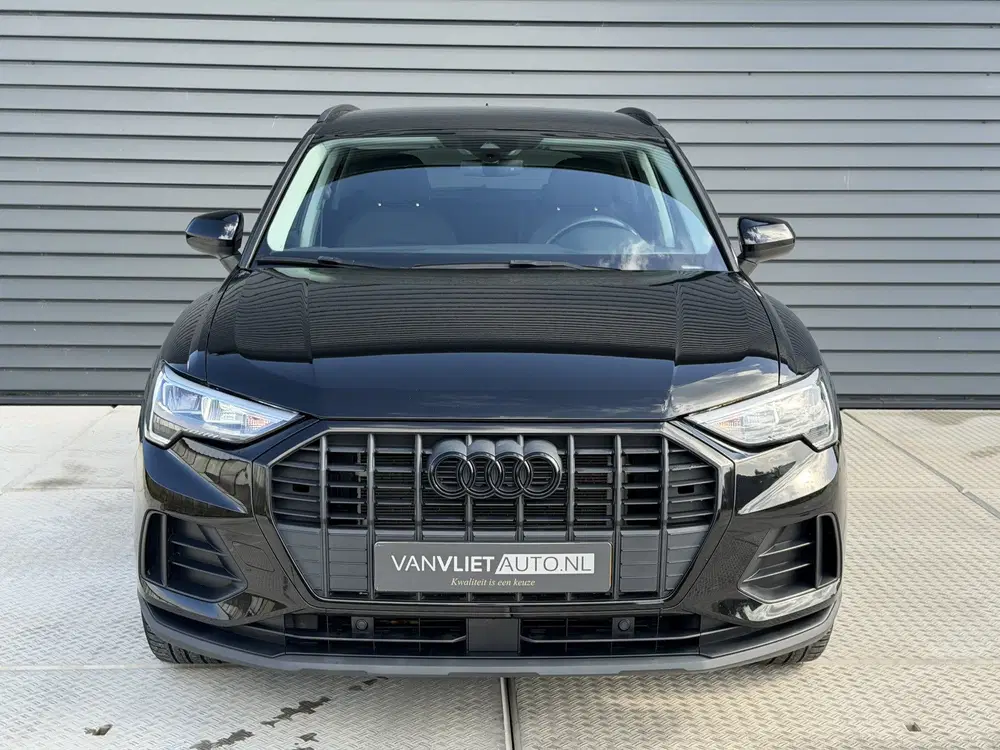 Audi Q3 45 TFSI e edition 245 PK uit 2023, foto 2