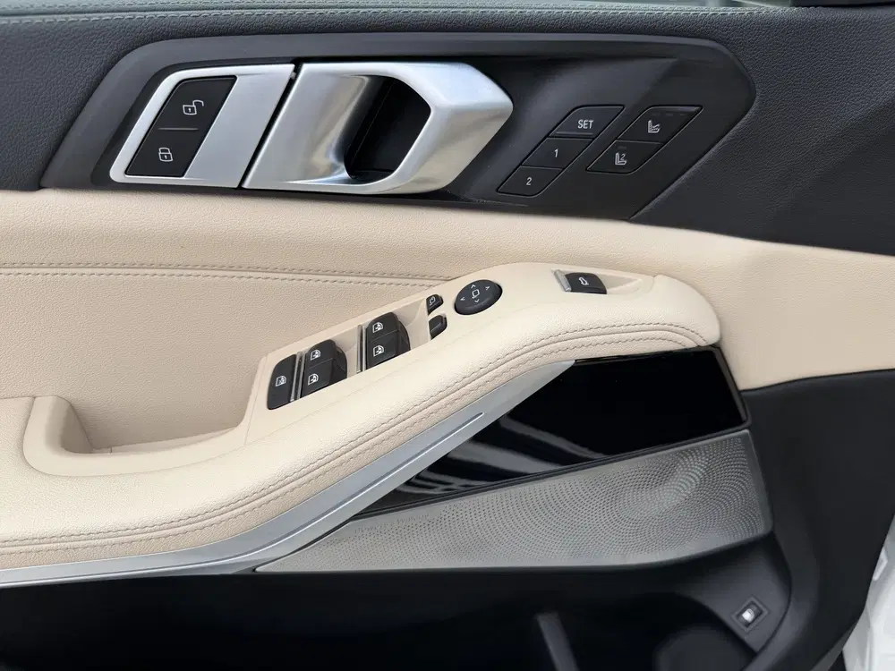 BMW X5 xDrive45e High Executive uit 2021, foto 14