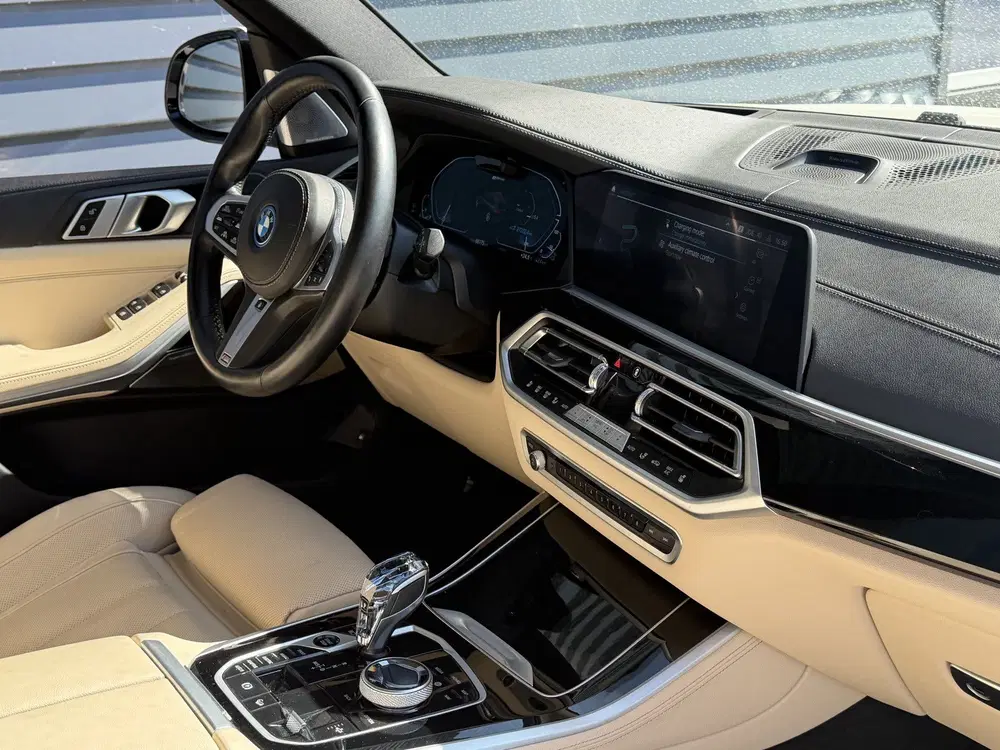 BMW X5 xDrive45e High Executive uit 2021, foto 4