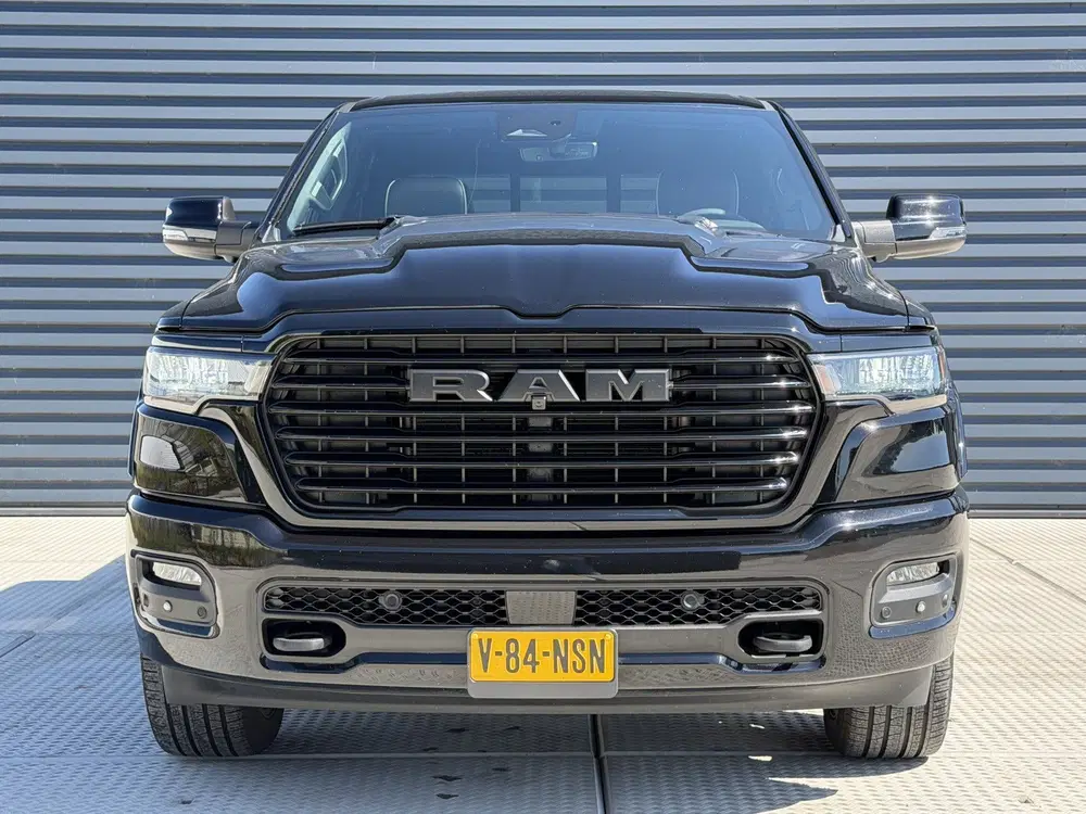 Dodge RAM Night SST Huricane 426 PK uit 2024, foto 2