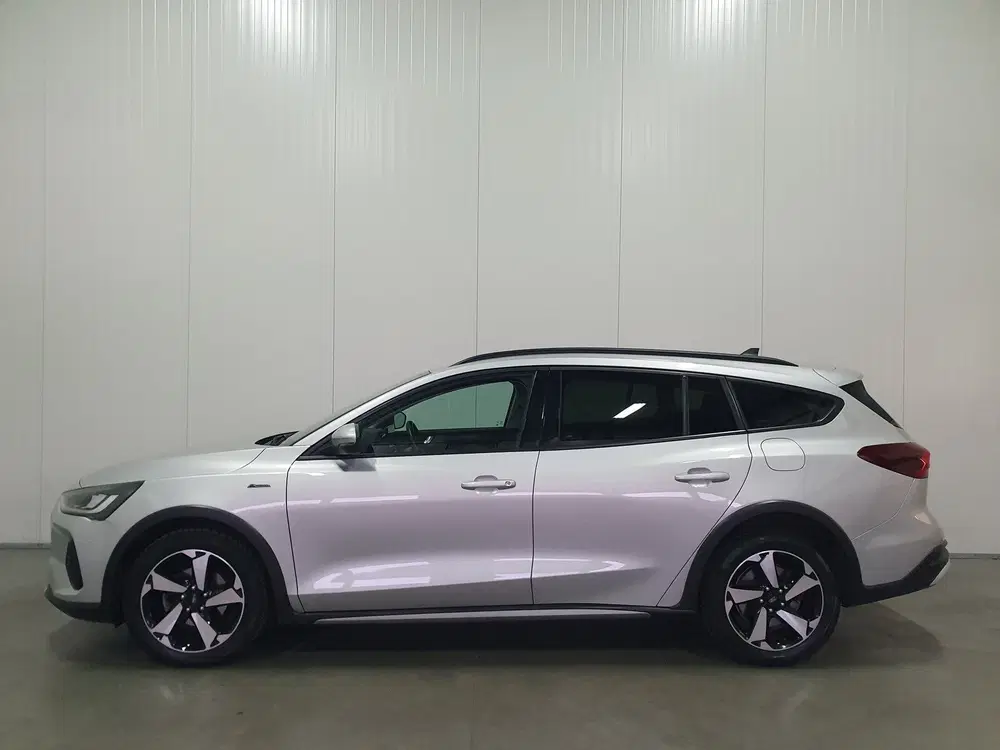 Ford Focus 1.0 EcoBoost Hybrid Active PDC uit 2022, foto 6