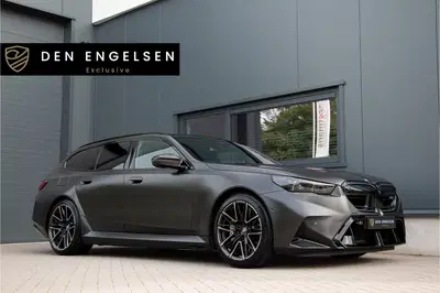BMW M5 Touring 727PK uit 2025